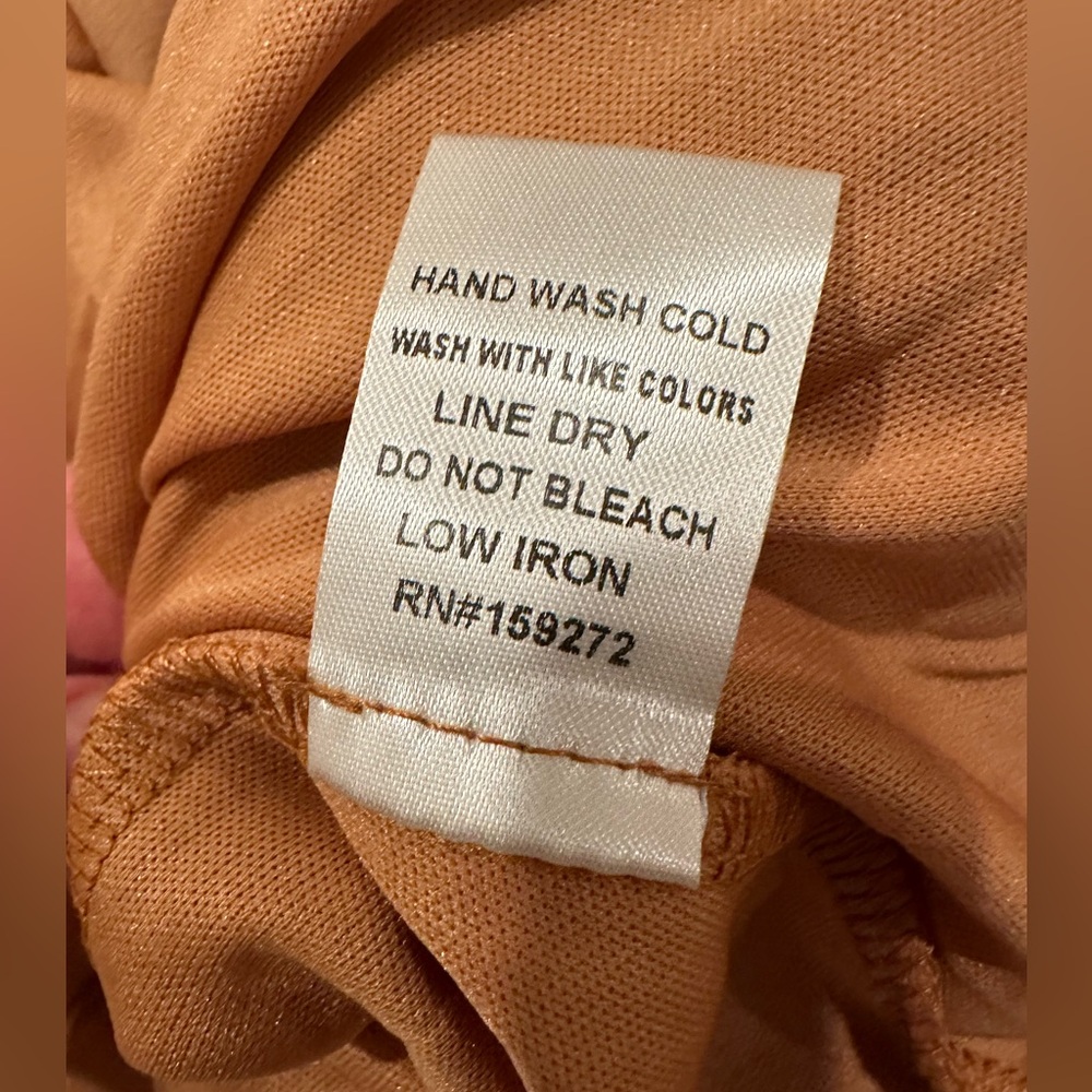 NWT Gigio Women's Rust Color Long
Sleeve Pleated Fit & Flare Dress - Picture 4 of 5